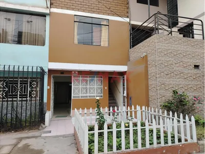 ​🏡✨ ¡Casa De 2 Pisos En Urb. Previ! Perfecto Estado Y Ubicación Estratégica ✨🏡