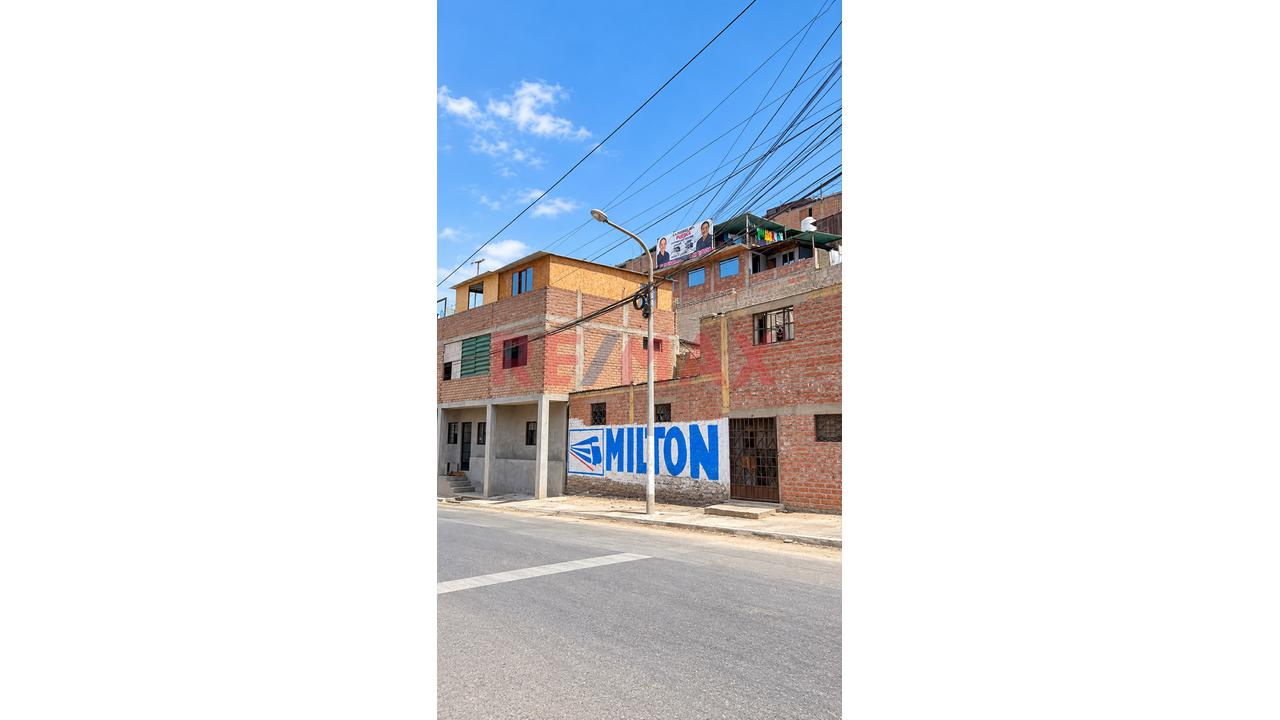 Se Vende Terreno De 180 M2 - Puente Piedra