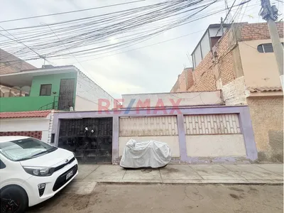 Venta Casa Como Terreno En Chorrillos - Gran Oportunidad De Inversión
