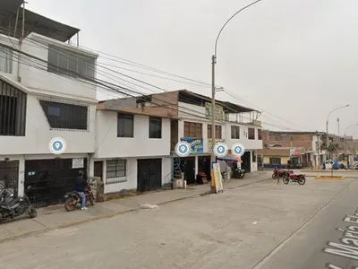 Venta de Casa en Villa El Salvador - Lima 4 Dormitorios 