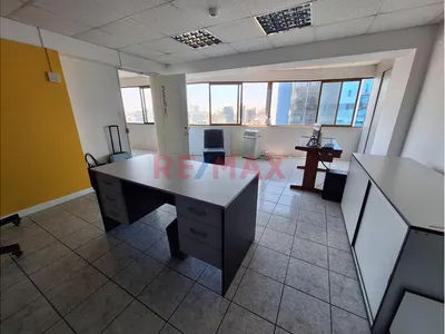 Venta De Duplex+ Aires + Cochera, En Miraflores.
