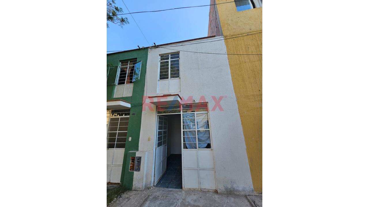 Se Vende Casa En Conjunto Residencial Jorge Basadre Grohmann – Tacna