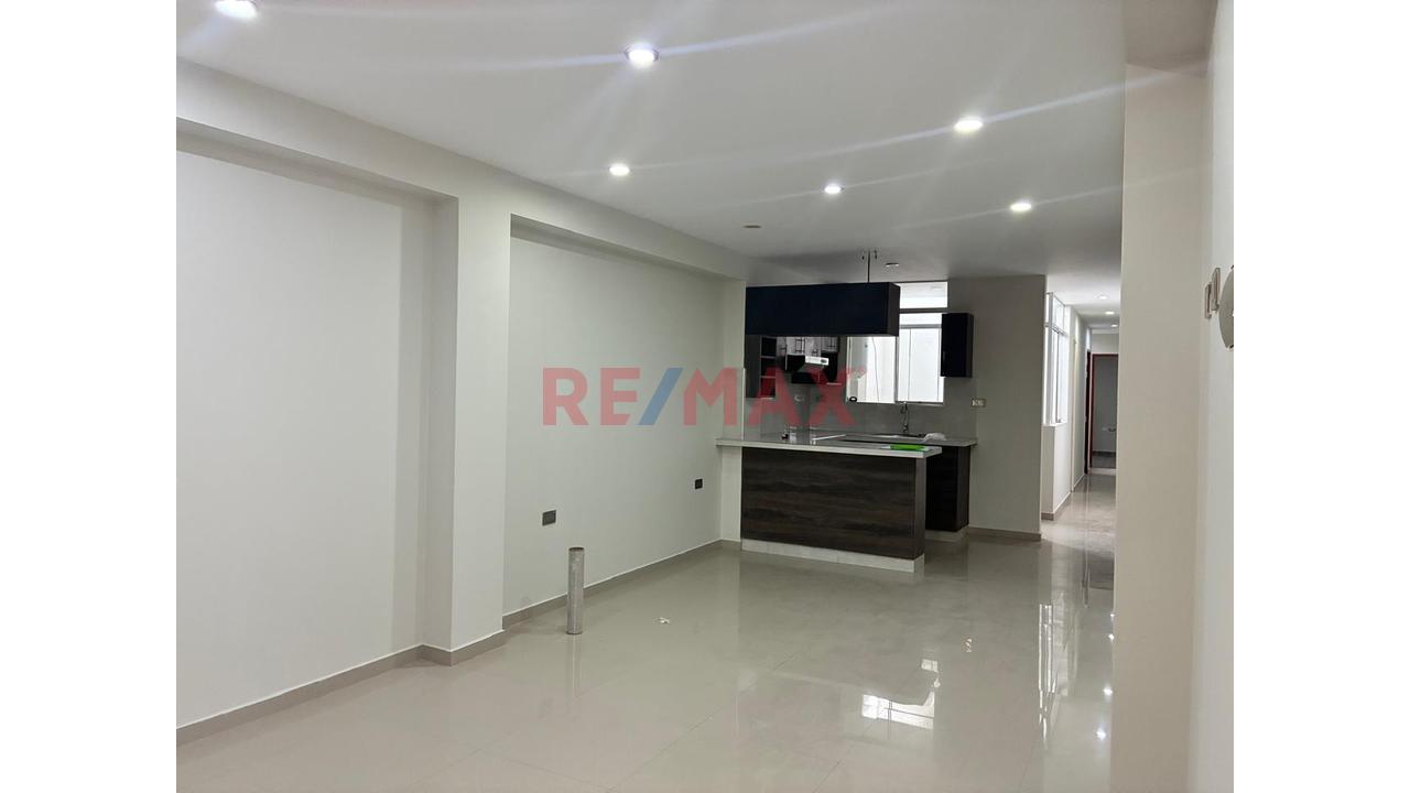 Se Vende Bonito Departamento-Urb Vista Alegre-3Er Piso-71.28 M2 -$62.000