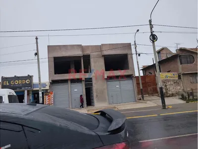 Local En Alquiler, Ideal Para Boutique O Importadora