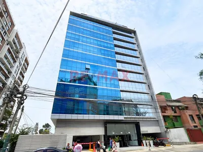 Oficina Premium  Amoblada De 194 M2  En El Polo - Listo Para Ocupar