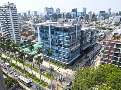 Alquiler de Oficina en San Isidro - Lima 0 Dormitorio 