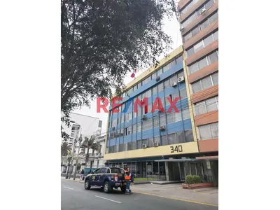 🏡 ¡Invierte En Una Ubicación Estratégica En El Corazón De Lima!