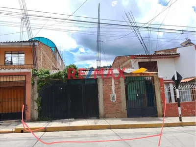 Venta Casa Como Terreno En  Huaraz