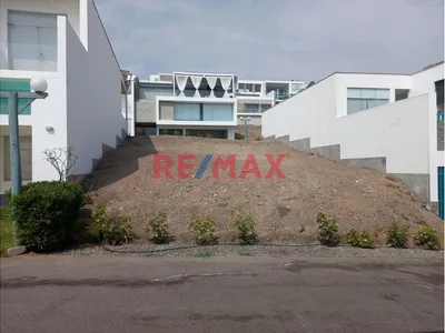 Terreno En Condominio Exclusivo Con Vista Al Mar En Un Entorno Unico