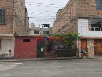 Terreno En Venta En Los Olivos / Ubicacion Estrategica / 159 M2 / Inversion Segura!!!