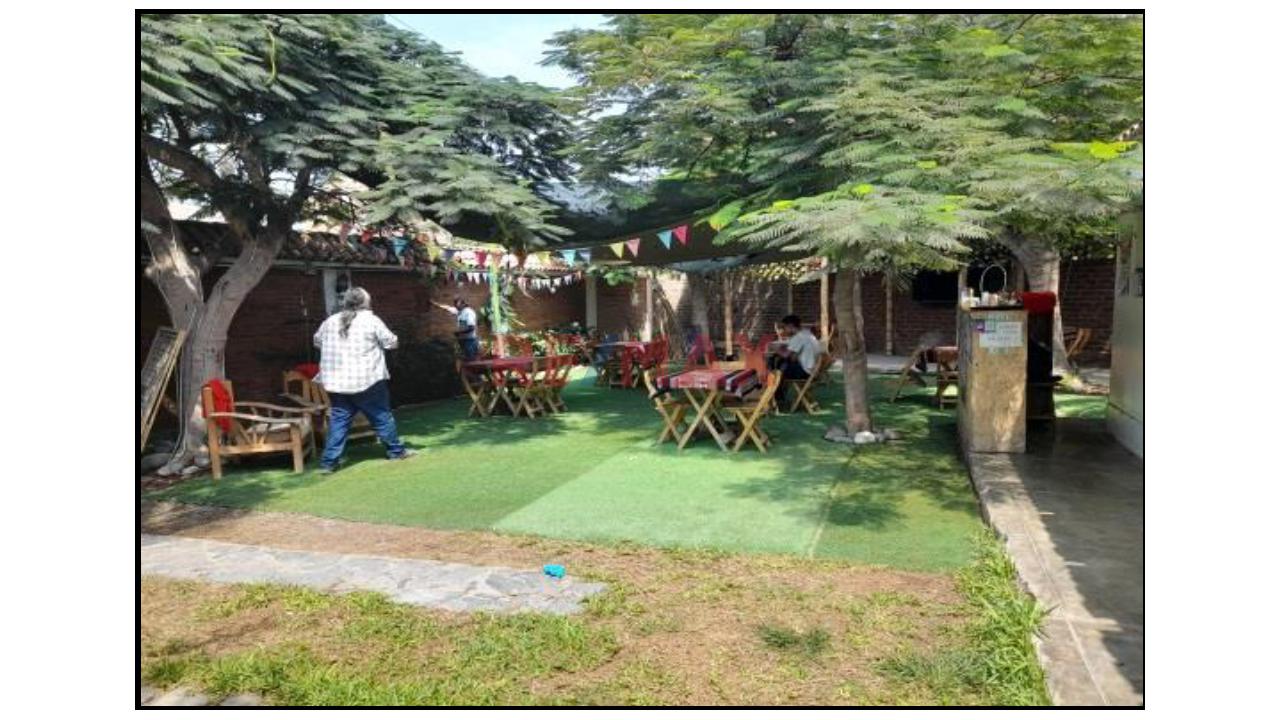 ¡Oportunidad Comercial! Local Para Restaurante + Vivienda En El Cercado De Mala