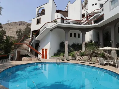 Casa en venta · Camacho, La Molina · 323 m², 4 dorm.