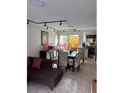 Casa En Esquina Con Cochera Y Azotea– Condominio Portadas De Ceres | Santa Anita