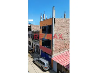 Vendo Casa De 3 Pisos En Villa El Salvador