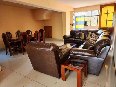 Venta de Casa en San Juan de Miraflores - Lima 5 Dormitorios 
