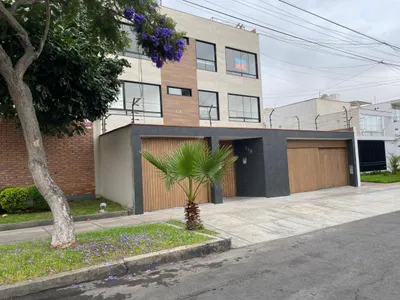 Venta de Departamento en Miraflores - Lima 3 Dormitorios