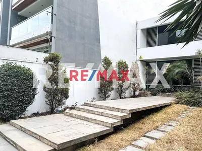 Casa en venta · Av Roca y Boloña, Miraflores · 390 m², 6 dorm.