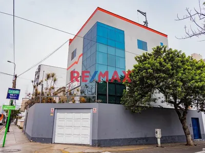 Alquilo Edificio Comercial En Miraflores – Zonificación Cz