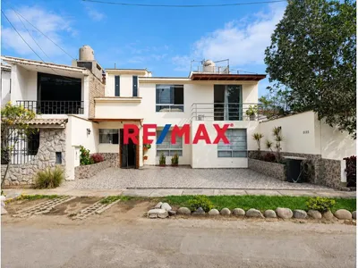 🏡✨ Casa En Venta – Club Residencial Los Girasoles De Huampaní ✨🏡