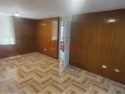 Vendo Departamento En Segundo Piso A Espaldas De La Universidad Católica De Santa Maria - Arequipa