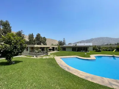 Venta de Casa en La Molina - Lima 6 Dormitorios 