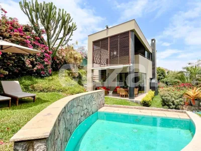 Venta de Casa en La Molina - Lima