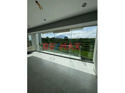 Departamento En Venta En Cayma Con Hermosa Vista A Los Volcanes