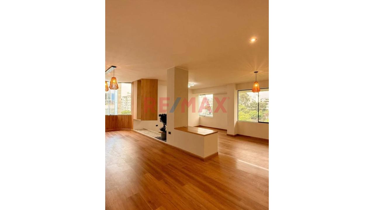 Exclusivo Departamento Remodelado De Estreno En Miraflores