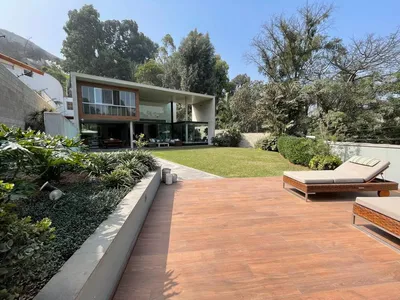 Venta de Casa en La Molina - Lima 4 Dormitorios