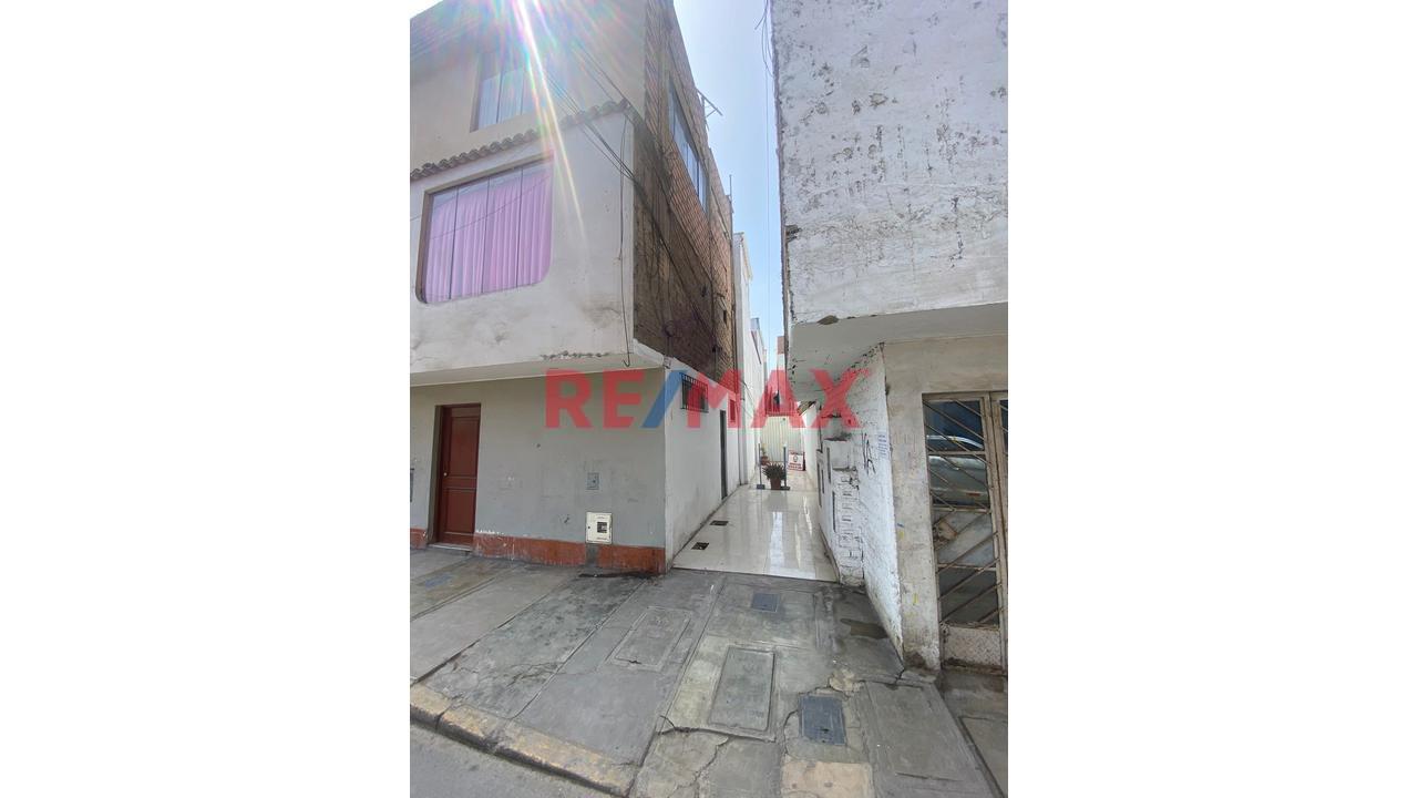 Local Comercial De 180M² Ideal Para Colegio O Instituto - Zona Céntrica, Oficinas Administrativas U Otros