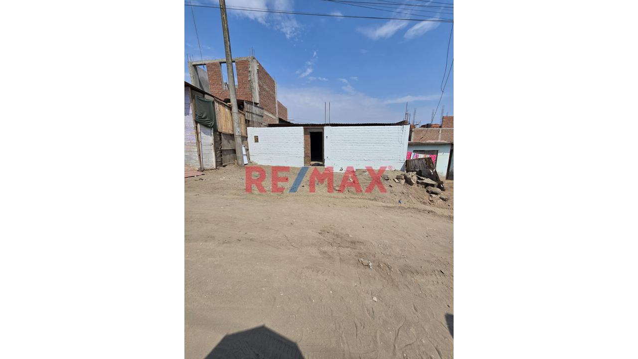 Venta De Terreno En Pachacútec – 120 M²