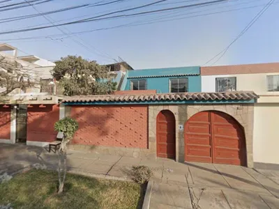 Venta de Casa en La Molina - Lima 4 Dormitorios