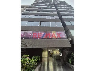 " Amplio Departamento De 180M2  En Las Camelias / San Isidro Ideal Para Vivienda U Oficinas"