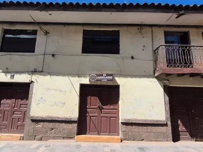 Se Vende Casa Comercial Como Terreno Cusco