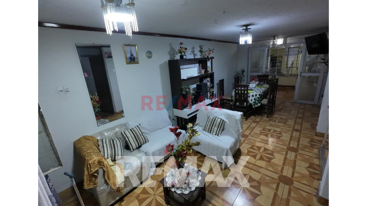 🏠 ¡Invierte En Una Propiedad Con Potencial De Rentabilidad! 📍 En Plena Av. Universitaria – Av. México Comas