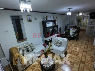 🏠 ¡Invierte En Una Propiedad Con Potencial De Rentabilidad! 📍 En Plena Av. Universitaria – Av. México Comas