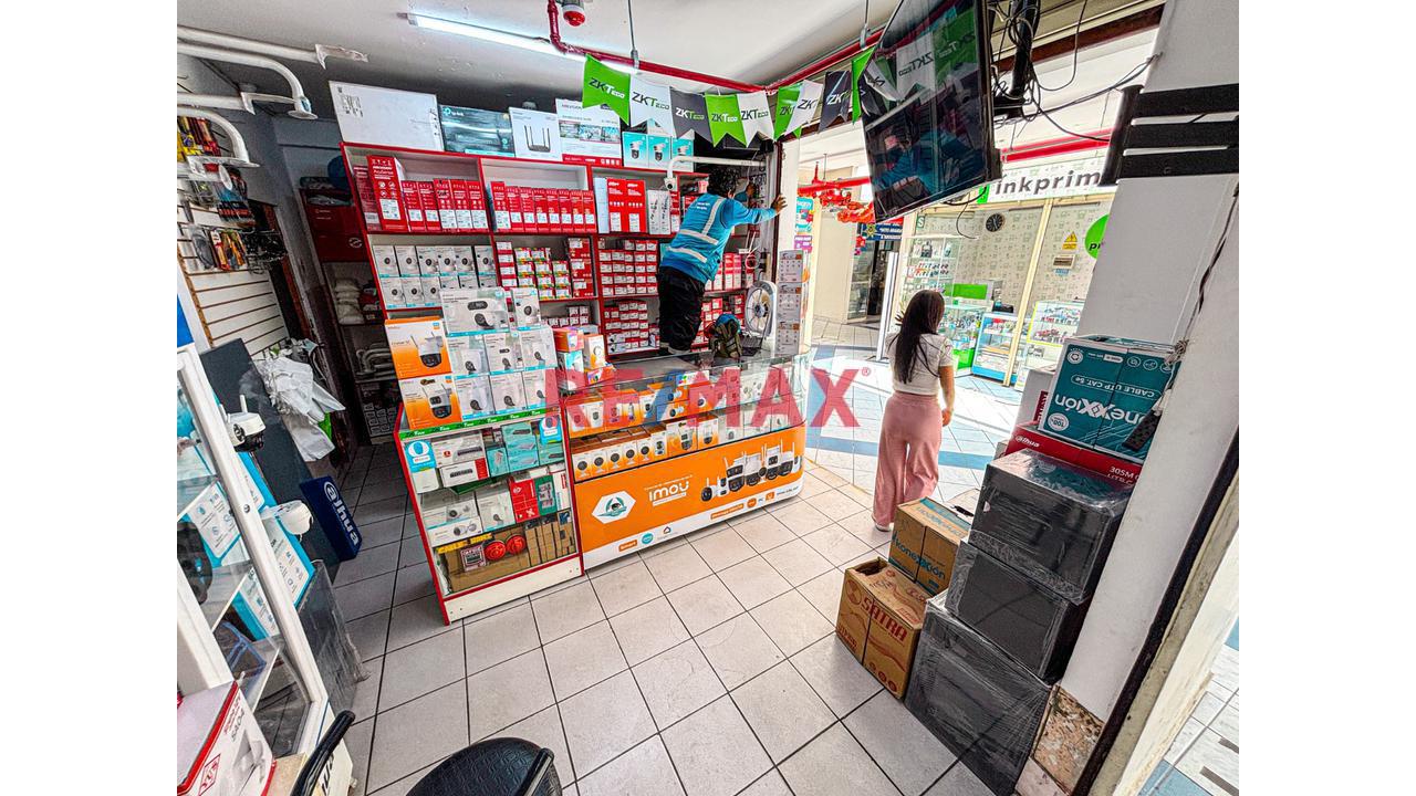 Vendo Local Comercial De 25M², Estratégicamente Ubicado Dentro De La Galería San Lázaro