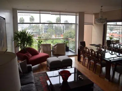 Departamento en venta · Santiago de Surco · 330 m², 4 dorm.