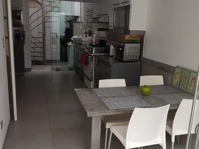 Venta de Casa en La Molina - Lima 4 Dormitorios 