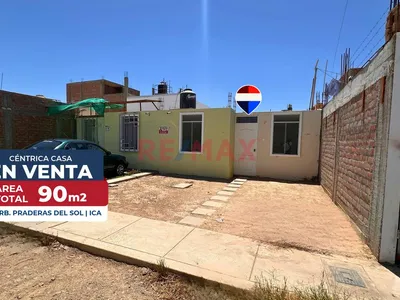 Céntrica Casa En Venta | Urb. Praderas Del Sol (Ica)
