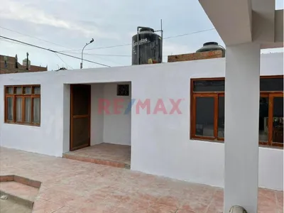 Venta de Casa en Punta Negra - Lima 7 Dormitorios 
