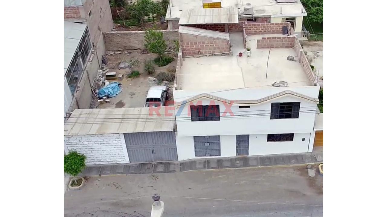 Se Alquila Casa Comercial