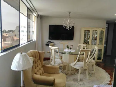 Venta de Departamento en Santiago de Surco - Lima 4 Dormitorios