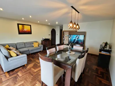 Venta de Departamento en Santiago de Surco - Lima 3 Dormitorios