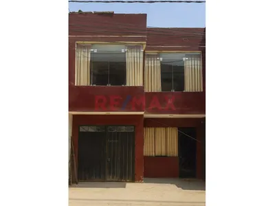 Excelente Casa De 2 Pisos