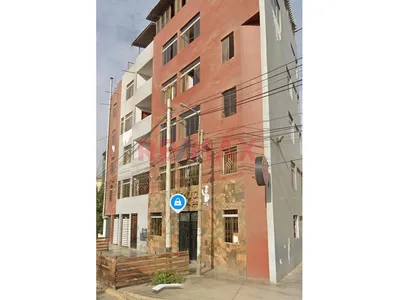 Se Alquila Departamento!!! 5To Piso Urb. El Bosque -81M2