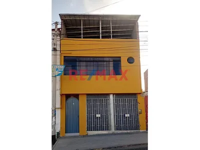 Casa Comercial En Venta – Excelente Ubicación En Cerro Colorado