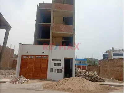 Venta de Departamento en Carabayllo - Lima 3 Dormitorios