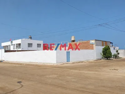 Se Vende Terreno En Esquina A 2 Cuadras De La Playa | 320 M² | Punta Negra