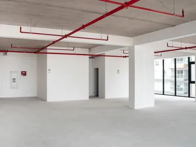 Venta de Oficina en Santiago de Surco - Lima 5 Dormitorios 